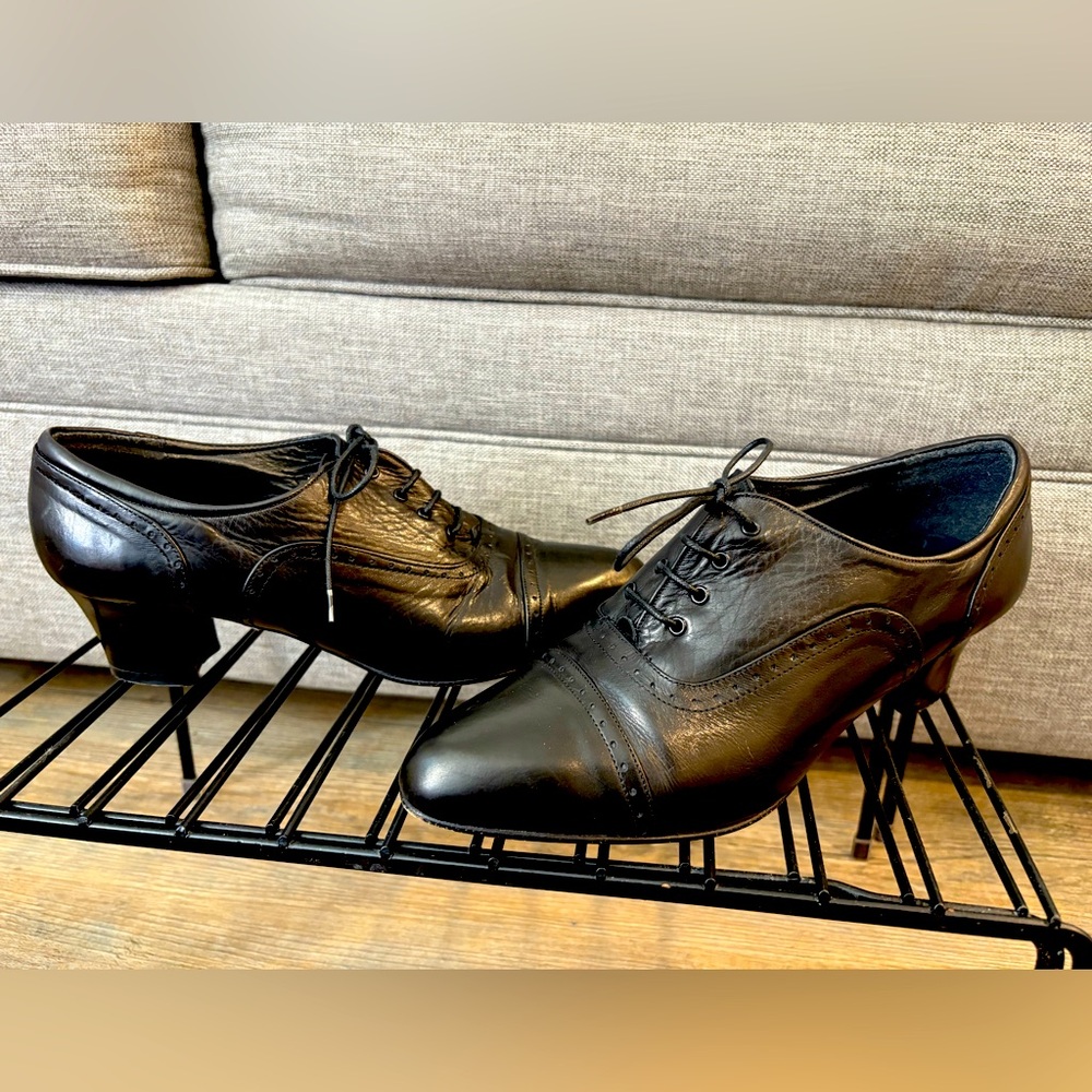 Black Leather womans Dress Shoes